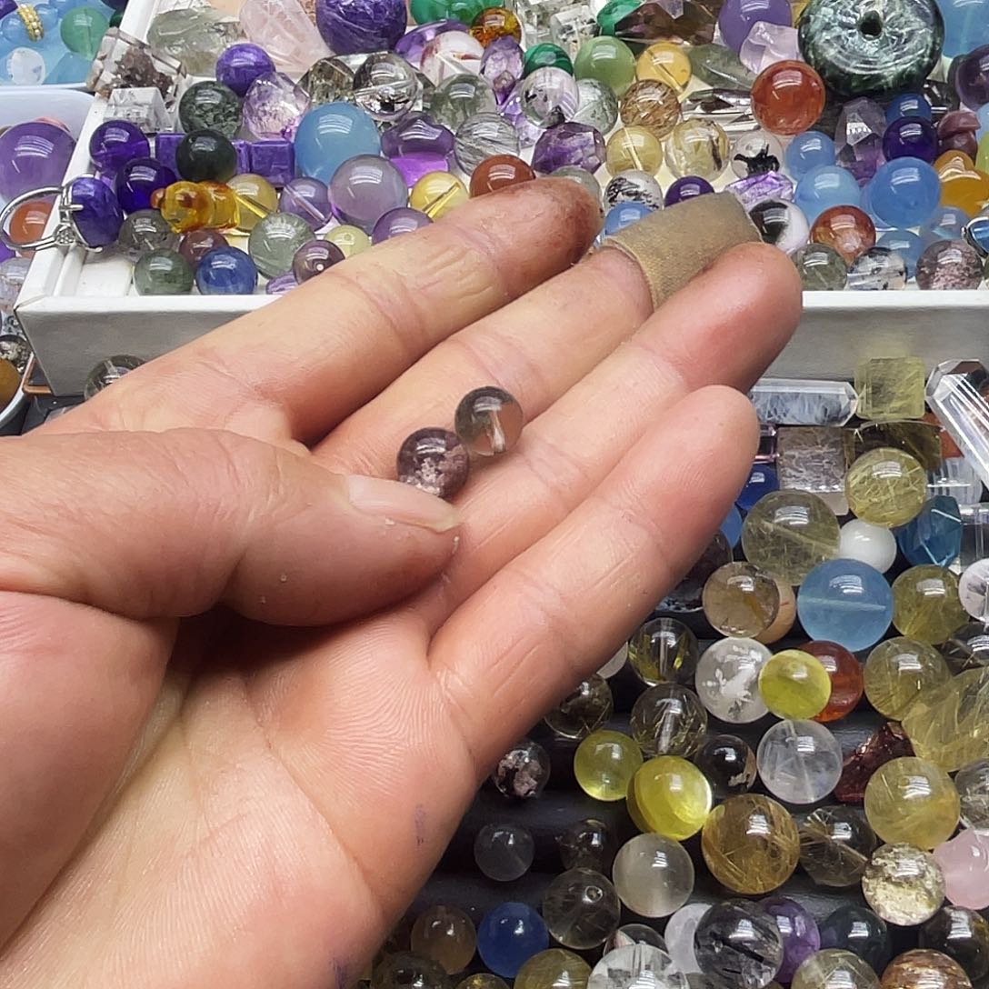 查罗石珠子合金?****?猪子