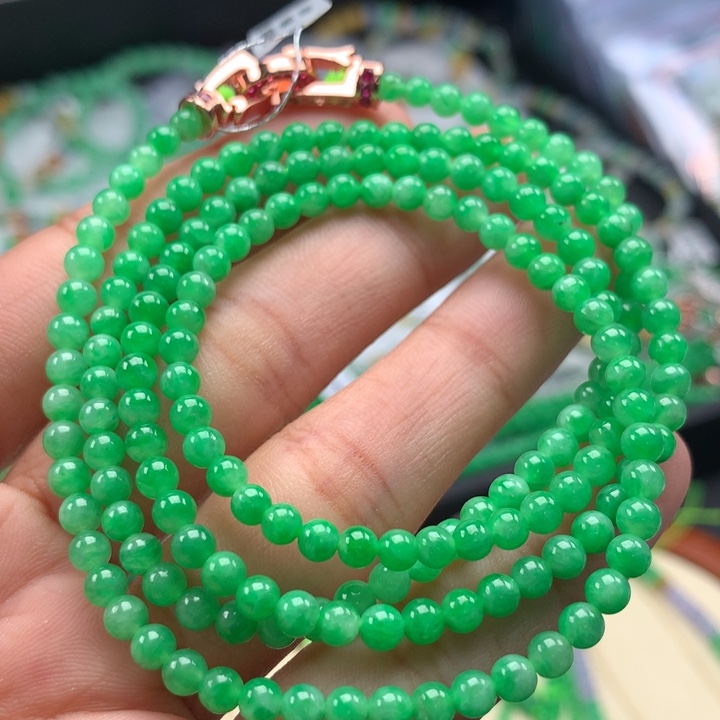 翡翠未镶嵌手镯卡