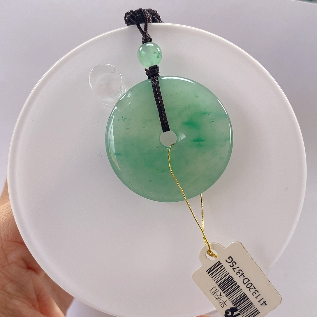 石英质玉颈饰未镶嵌