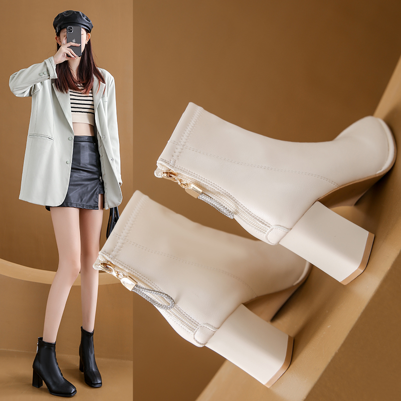 法式软皮方头小短靴女2025年秋冬新款高跟鞋瘦瘦靴粗跟爆款马丁靴