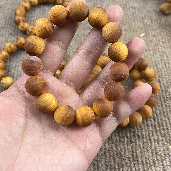 木太行崖柏1.5陈化。。。。。