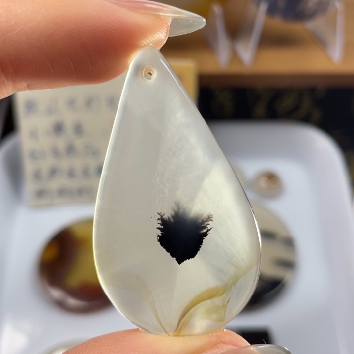 玛瑙/玉髓未镶嵌牌子