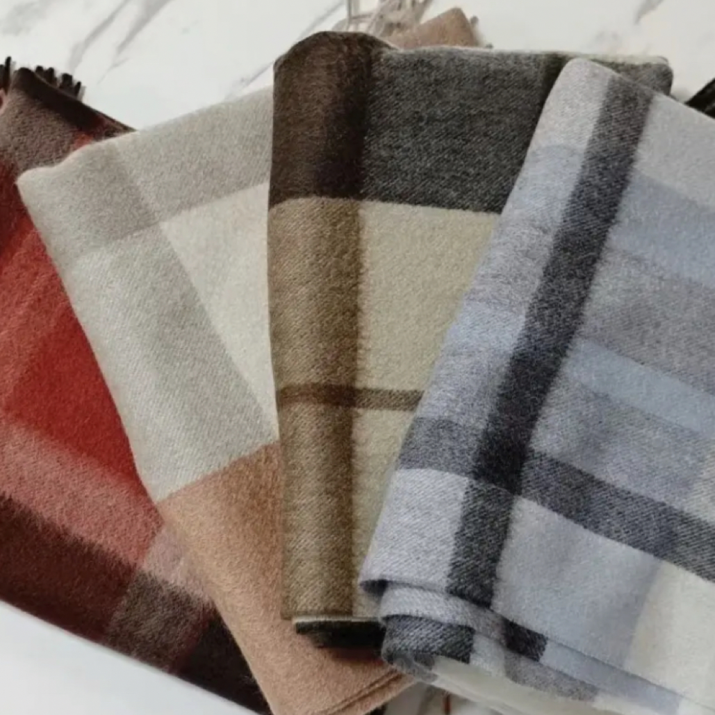 内蒙古源头工厂羊绒格子披肩围巾两用时尚休闲百搭保暖