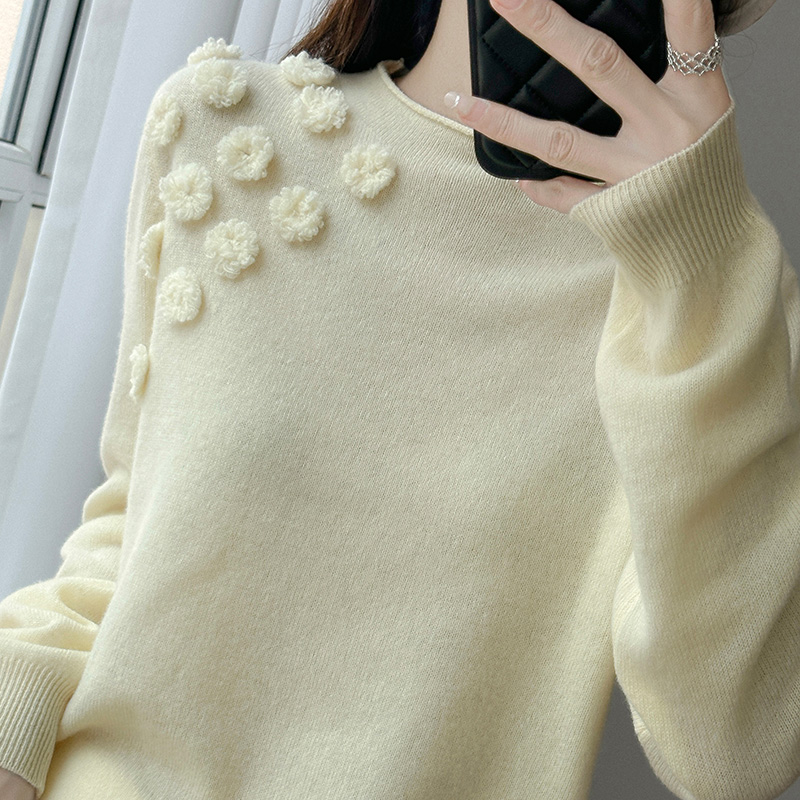慵懒韩系立体花朵半高领衫宽松型针织重工毛衣女宽松刺绣