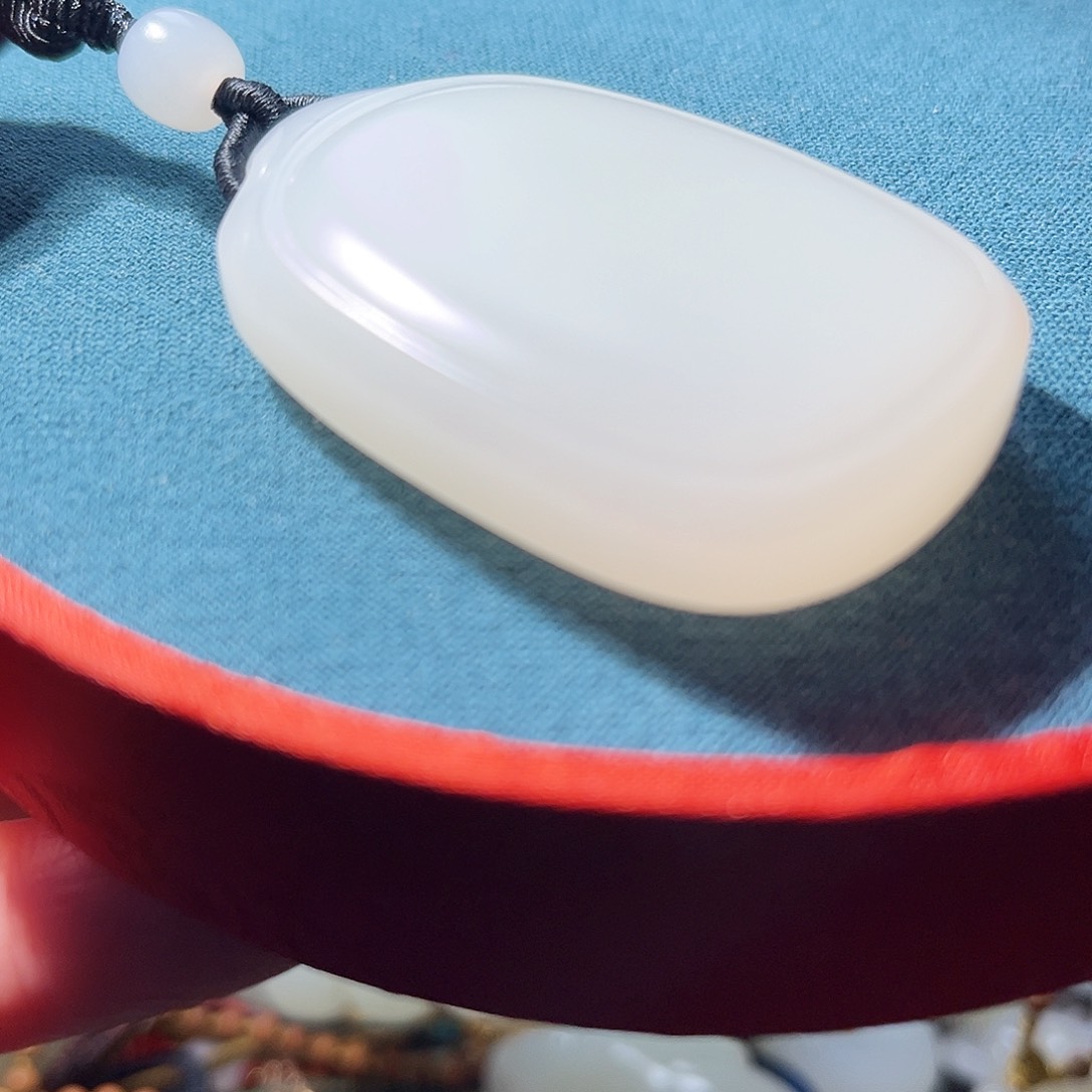 和田玉牌子未镶嵌倾*哥