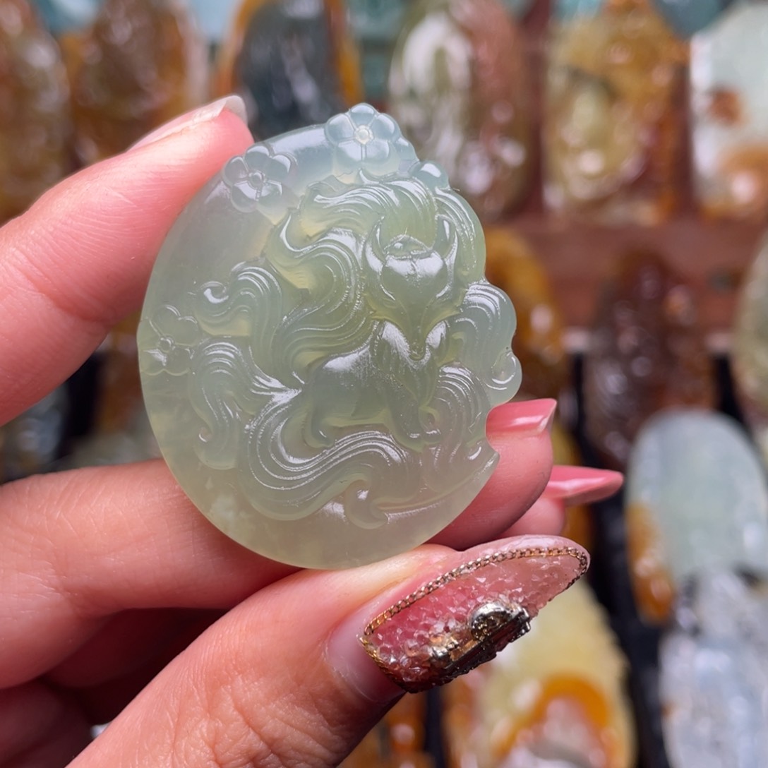 蛇纹石玉颈饰未镶嵌睚*