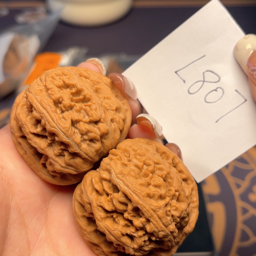 文玩核桃把件粗筋44