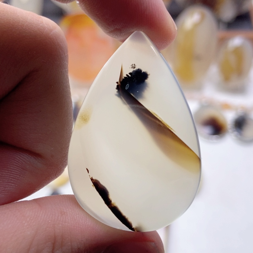 【闪购商品】玛瑙/玉髓颈饰未镶嵌