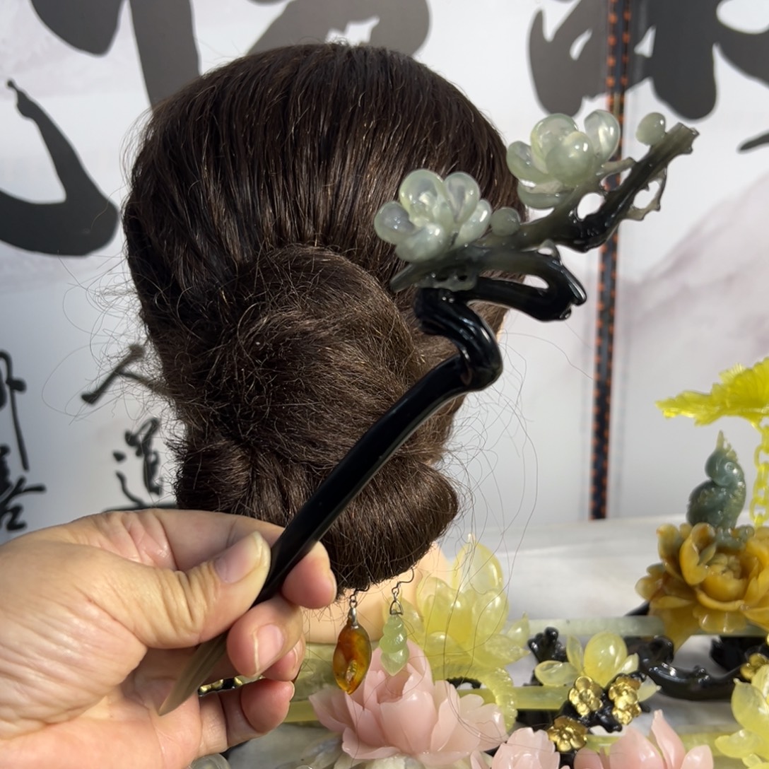 婳***婳定制蛇纹石玉毛货发饰