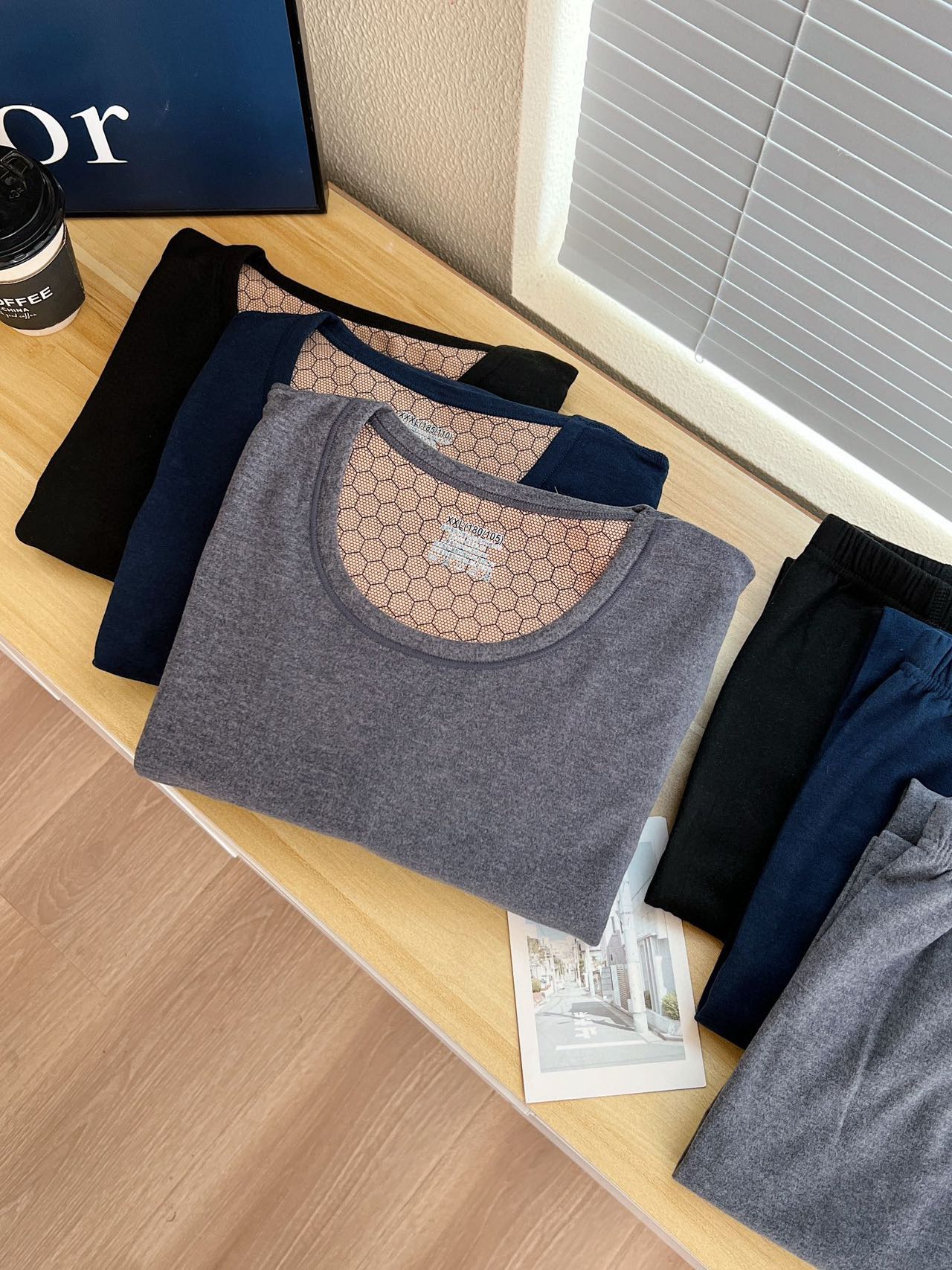 橙子家  8027#男士黑金羊绒蚕丝贴片套装