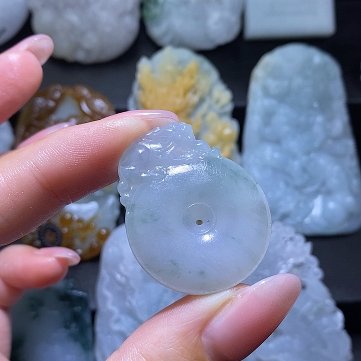 定制翡翠未镶嵌翡翠