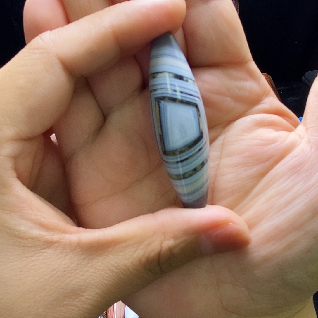 利***丸玛瑙/玉髓未镶嵌颈饰