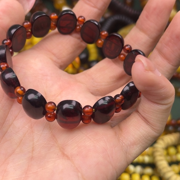 琥珀未镶嵌珠宝奇石