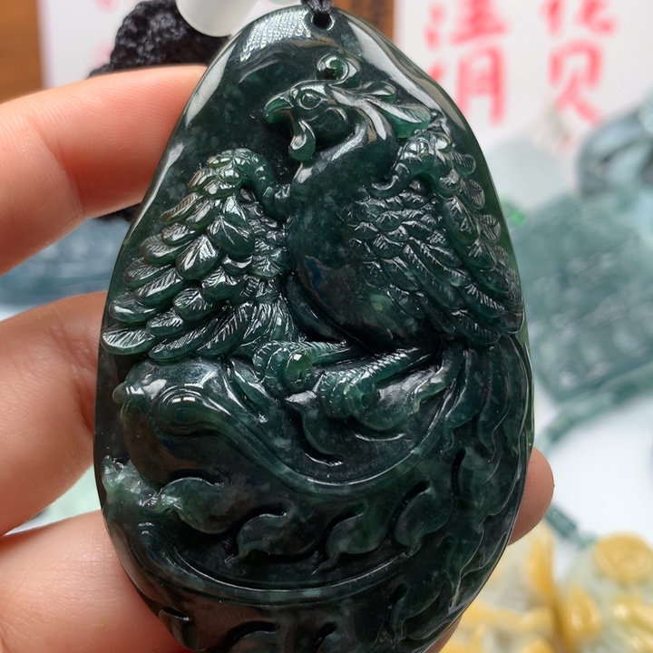 翡翠颈饰未镶嵌保真天然A货翡翠