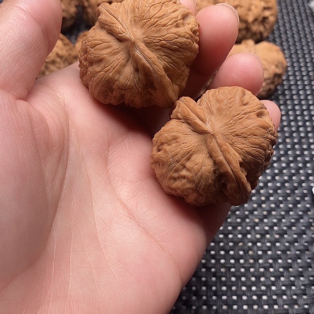 文玩核桃吊坠核桃