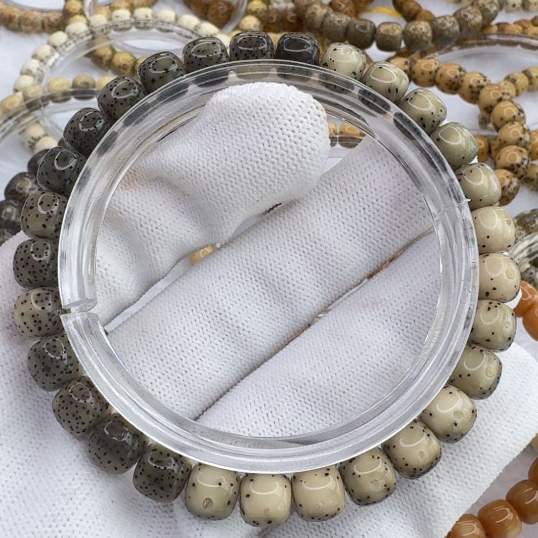 星月菩提吊坠班****87冰糖