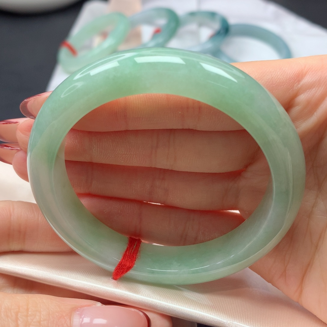 翡翠手镯未镶嵌58正圈