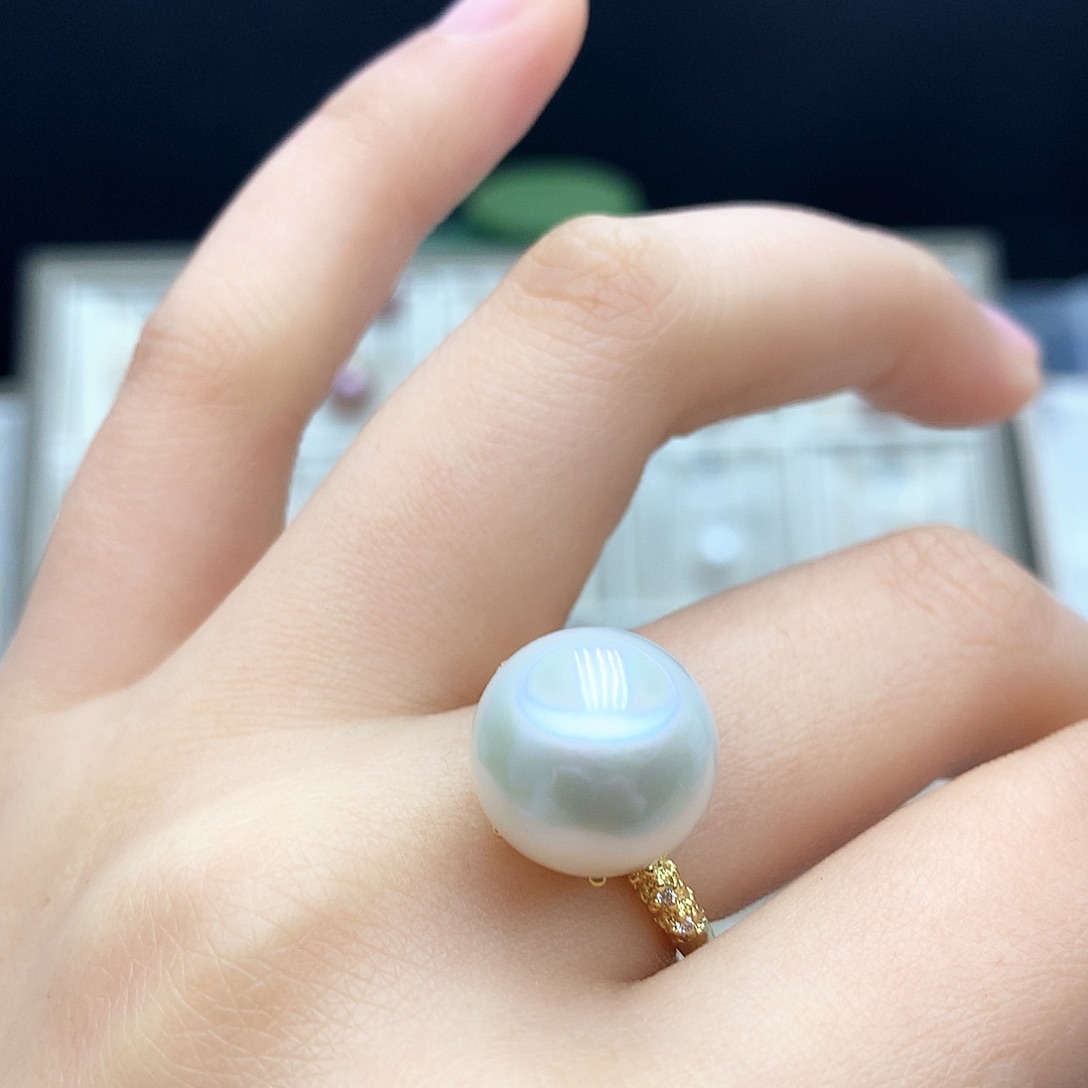 淡水珍珠颈饰合金小**侠