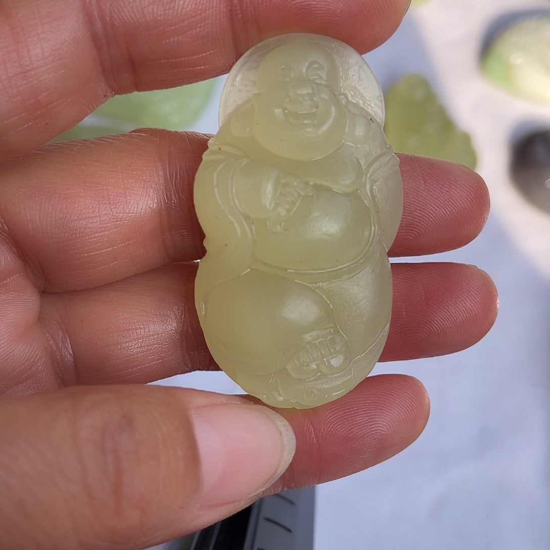 和田玉（黄玉）未镶嵌颈饰