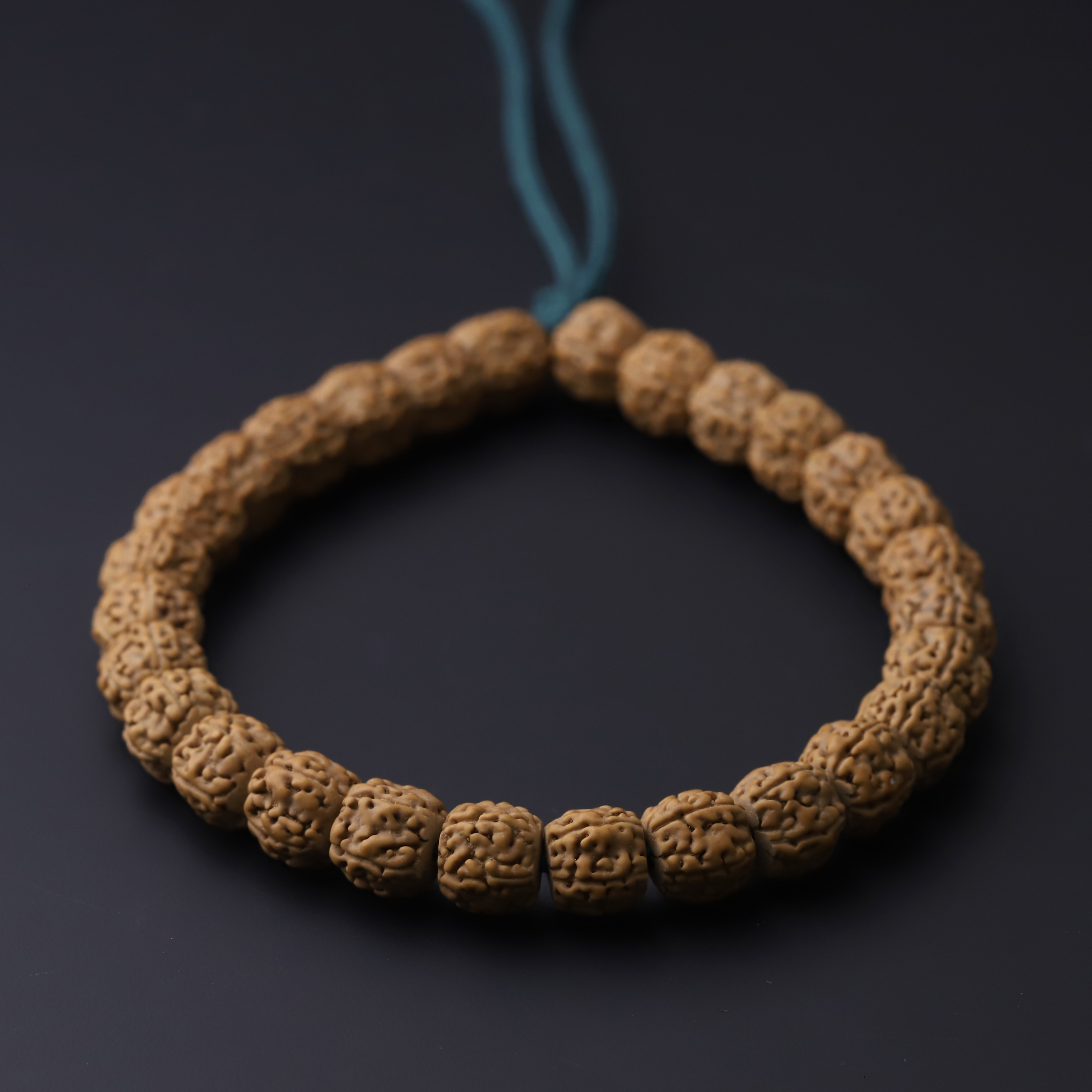 S2135-1 甄选定制级藏式一代龙小金刚菩提文玩单圈（A）手持