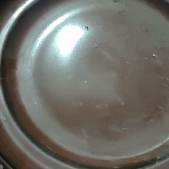 瓷铁红釉大茶盘口径32……