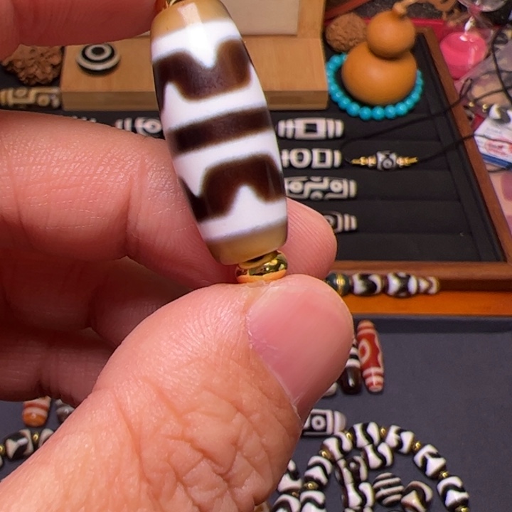 未镶嵌颈饰玛瑙/玉髓