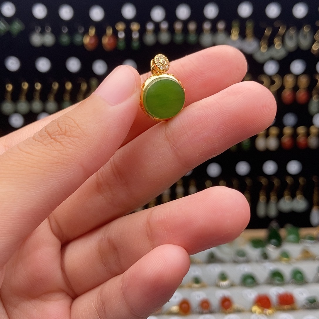 银S925镀金镶嵌和田玉耳饰