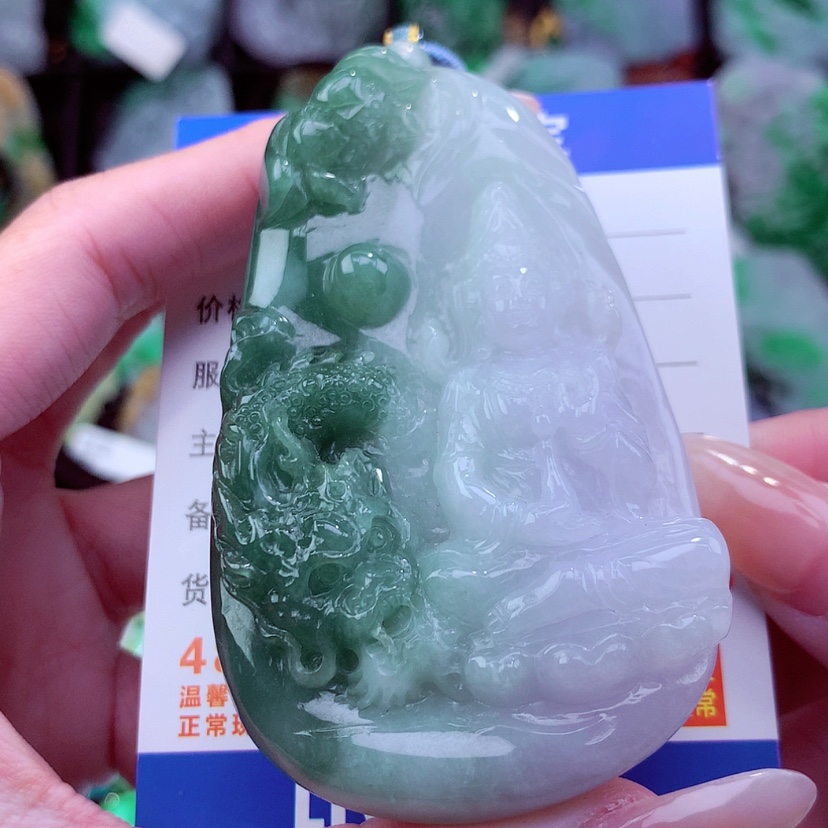 【闪购商品】翡翠颈饰未镶嵌天然