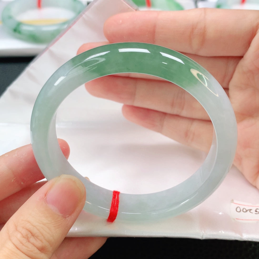 未镶嵌手镯翡翠缅甸56