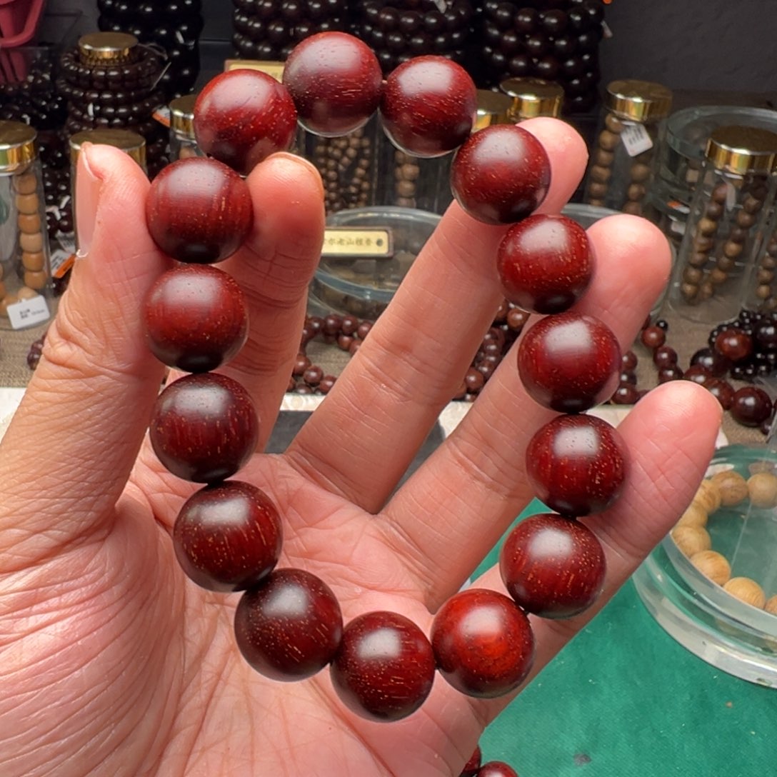 檀香紫檀（小叶紫檀）手串/手链1.5原汁原味酒红底泥料多金星