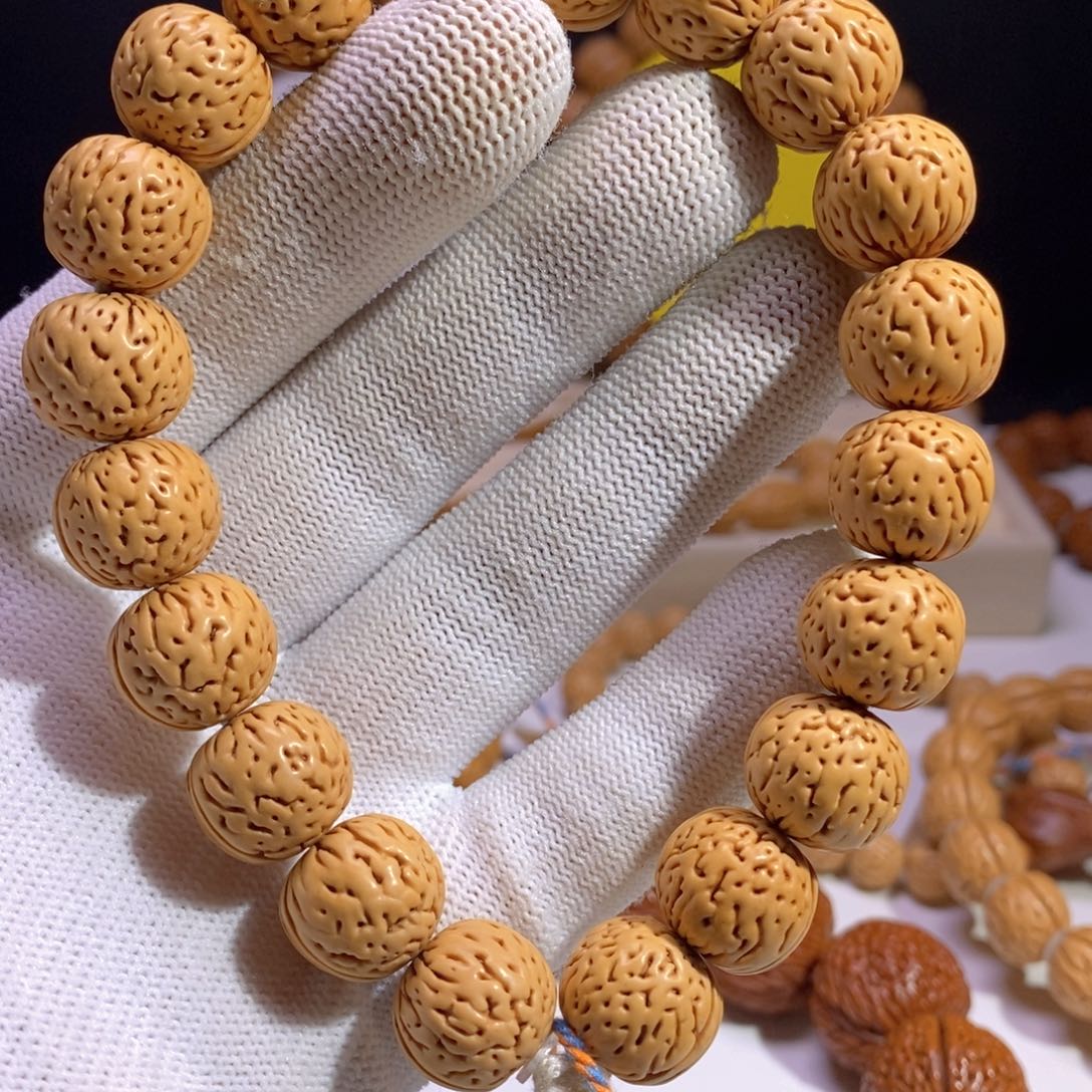 手串桃核野生满天星