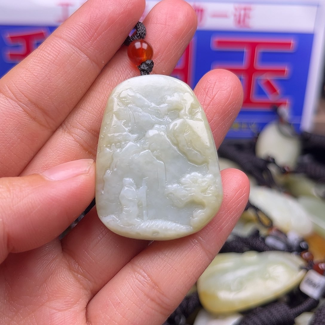 颈饰未镶嵌和田玉