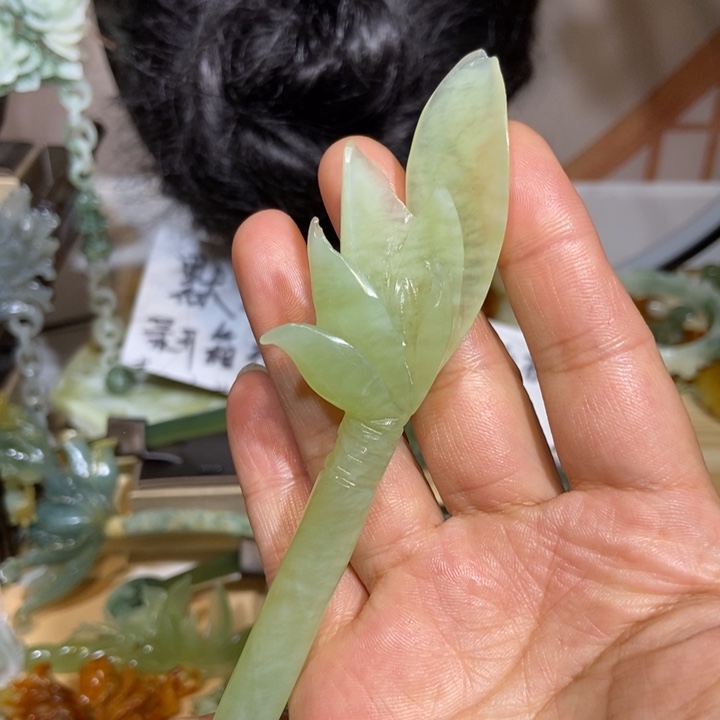 蛇纹石玉发饰未镶嵌