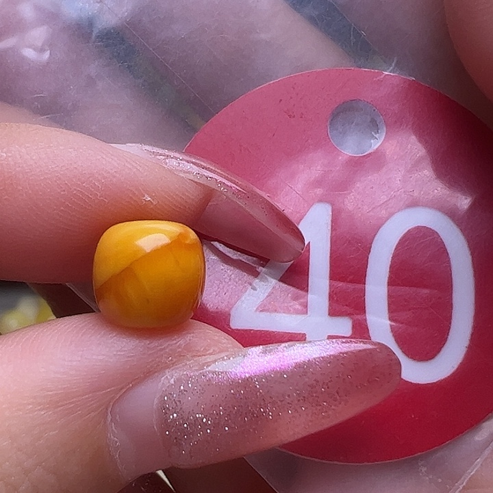 未镶嵌蜜蜡裸石8mm老型