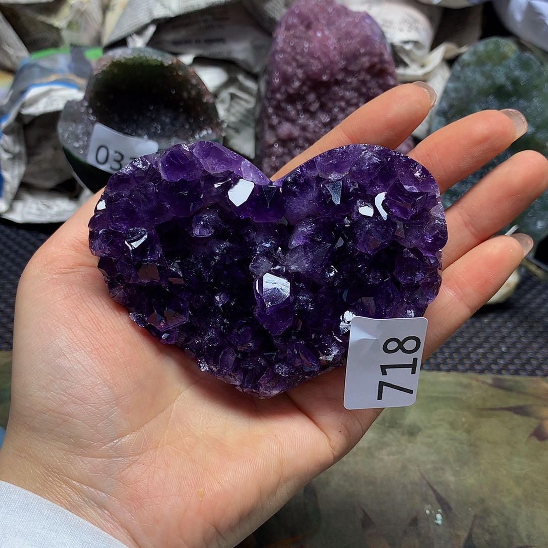 紫晶大型摆件（非配饰）未镶嵌
