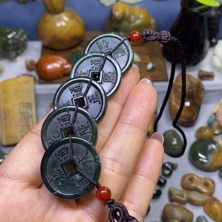 蛇纹石玉未镶嵌岫玉五帝钱