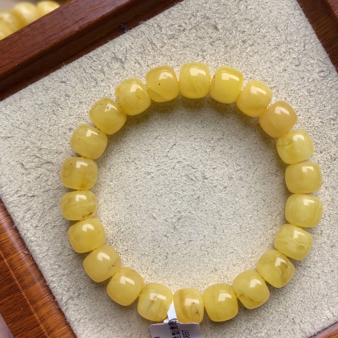 蜜蜡珠宝奇石未镶嵌18