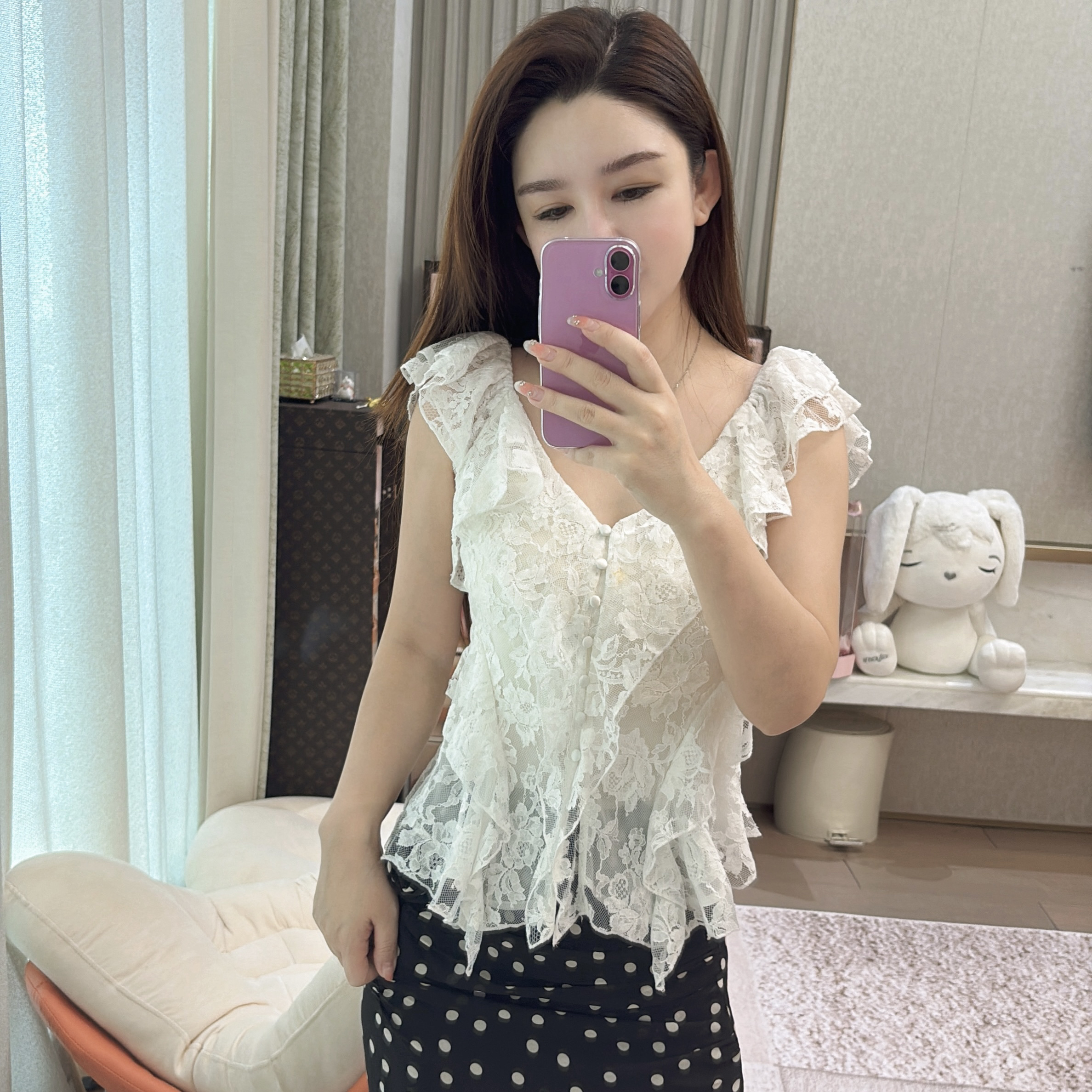 CW.MM 白色设计感飞边洋气显瘦上衣