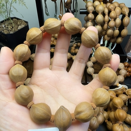 橄榄核手串/手链002。   17*21