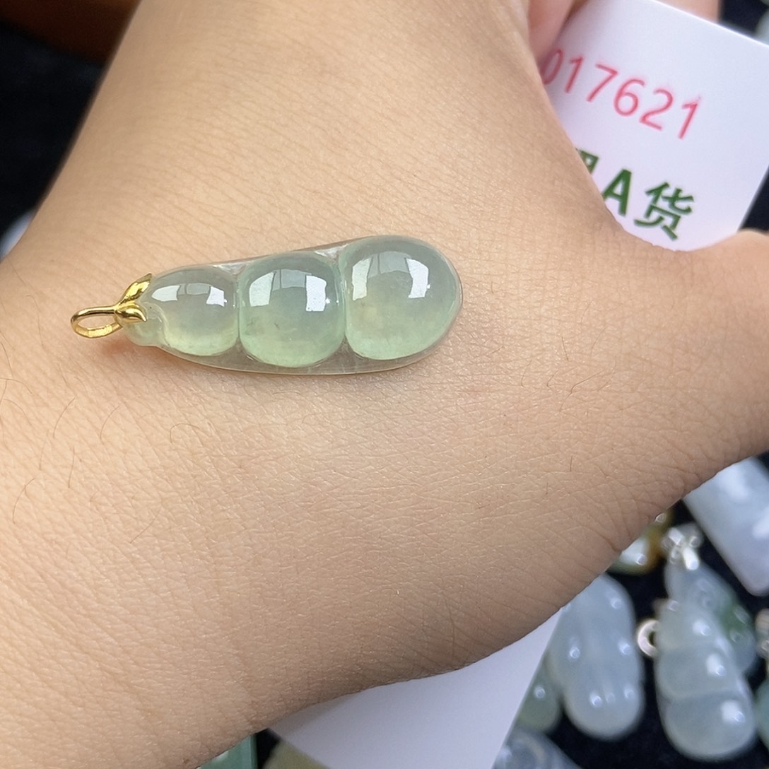 翡翠未镶嵌颈饰天然