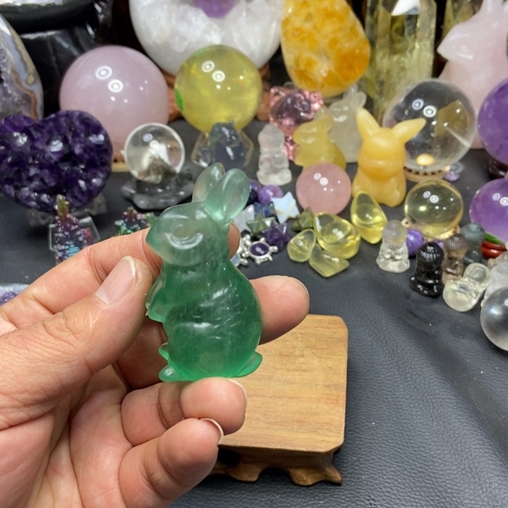 水晶摆件未镶嵌小兔子
