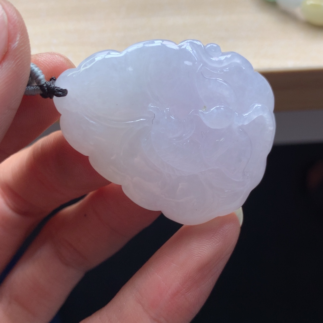 颈饰未镶嵌翡翠吊坠