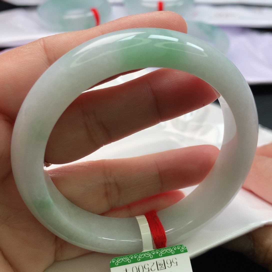 翡翠手镯未镶嵌缅甸56