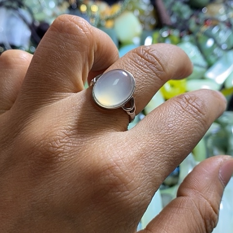 岫玉戒指未镶嵌一个