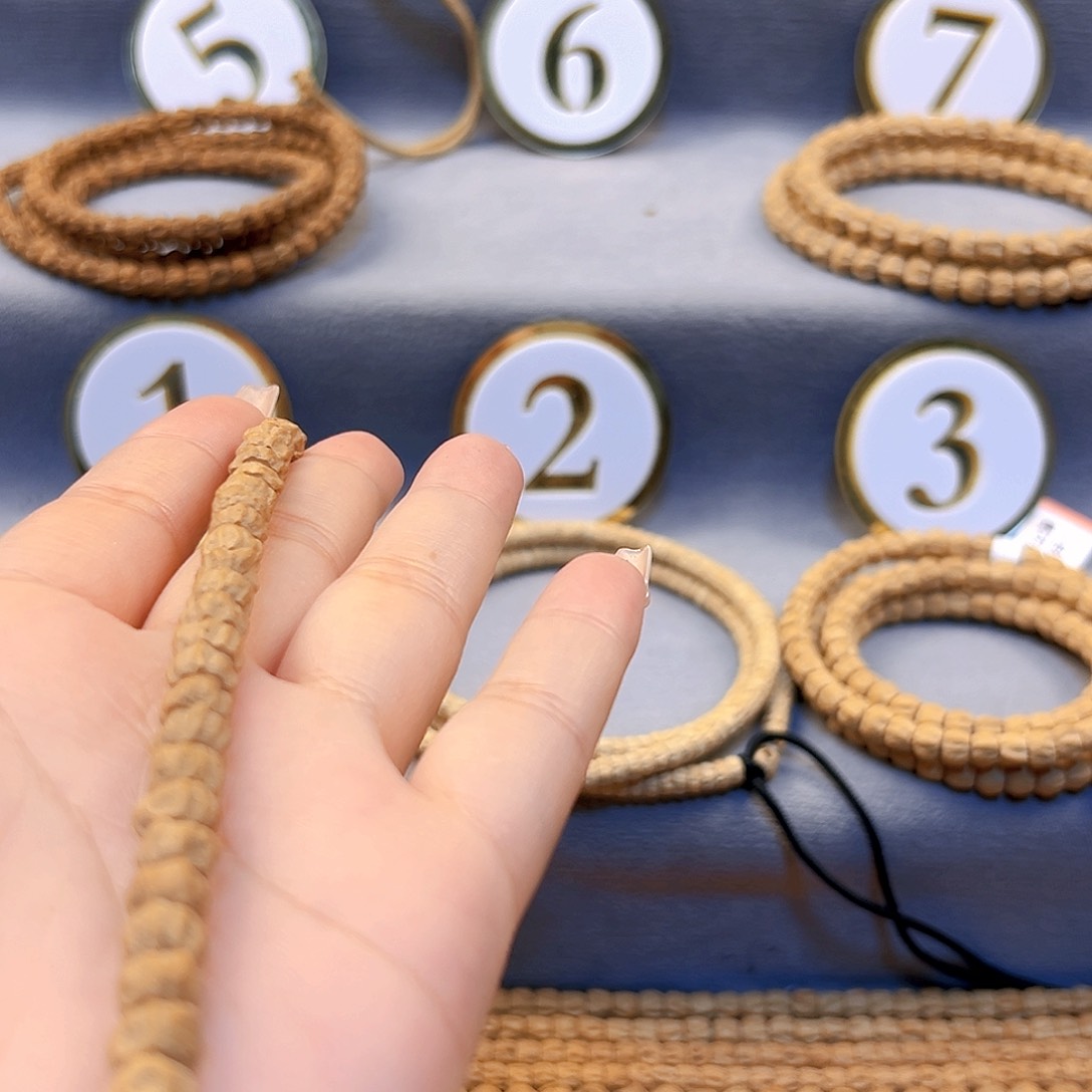 柏香籽/百香籽手串南*