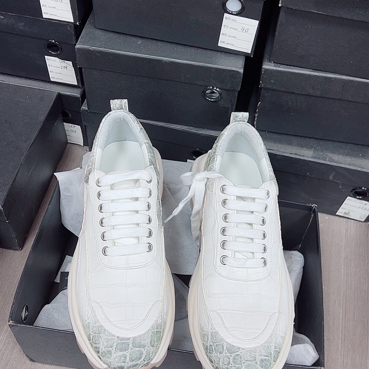 鳄鱼皮（革）阿**爸喜马拉雅颗粒底41