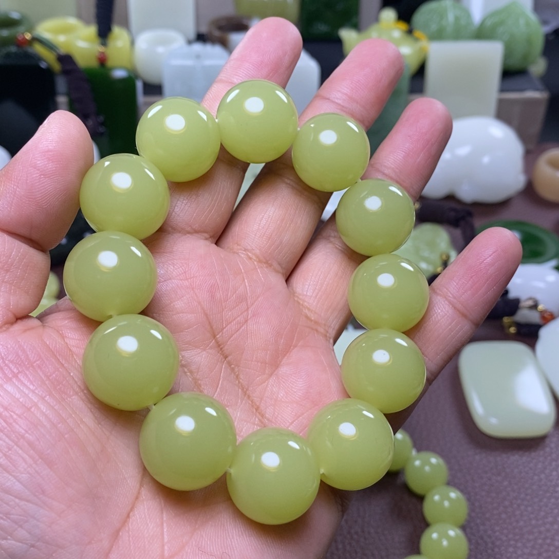 和田玉未镶嵌颈饰Q*m