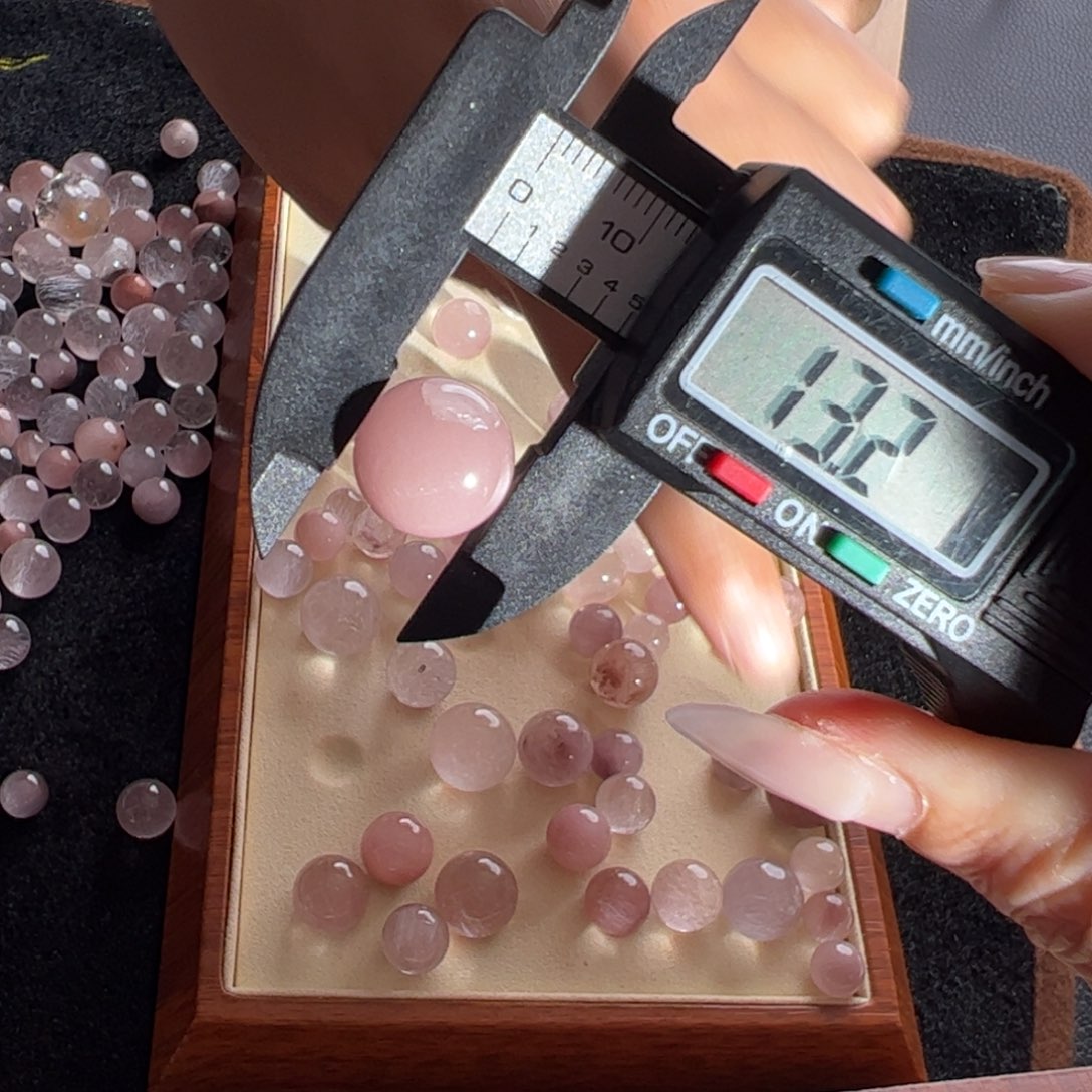 仪***洋未镶嵌手链水晶13.2mm定制通孔不退不换
