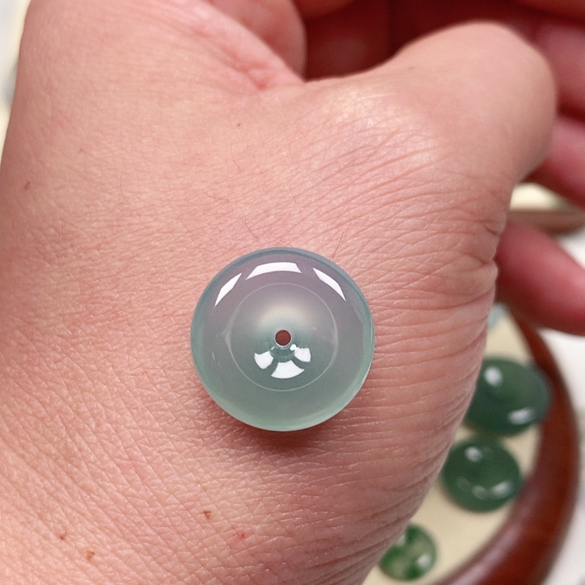 【闪购商品】翡翠未镶嵌吊坠(不含链)