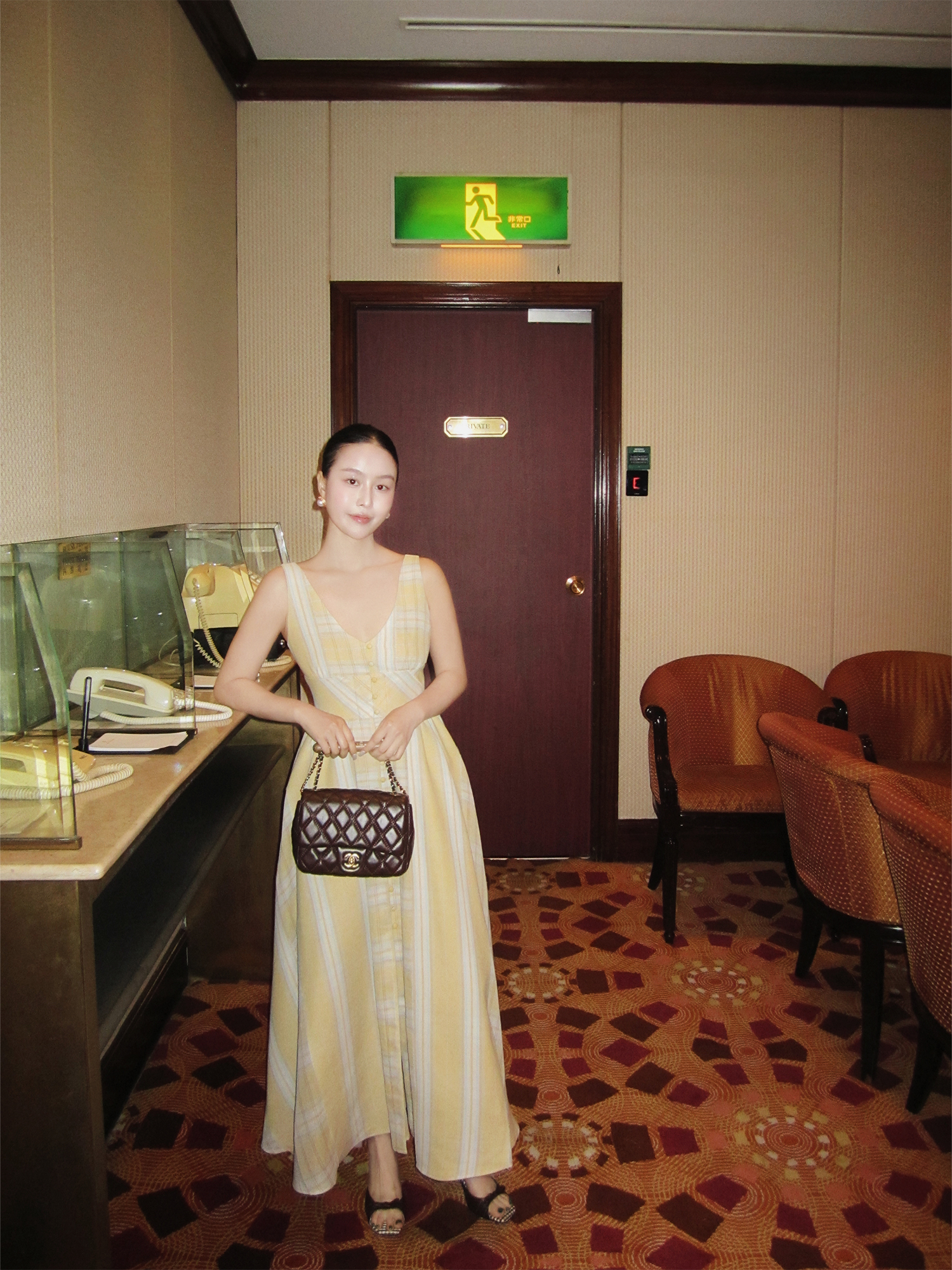 【放价了】复古定制重工格子连衣裙   250222